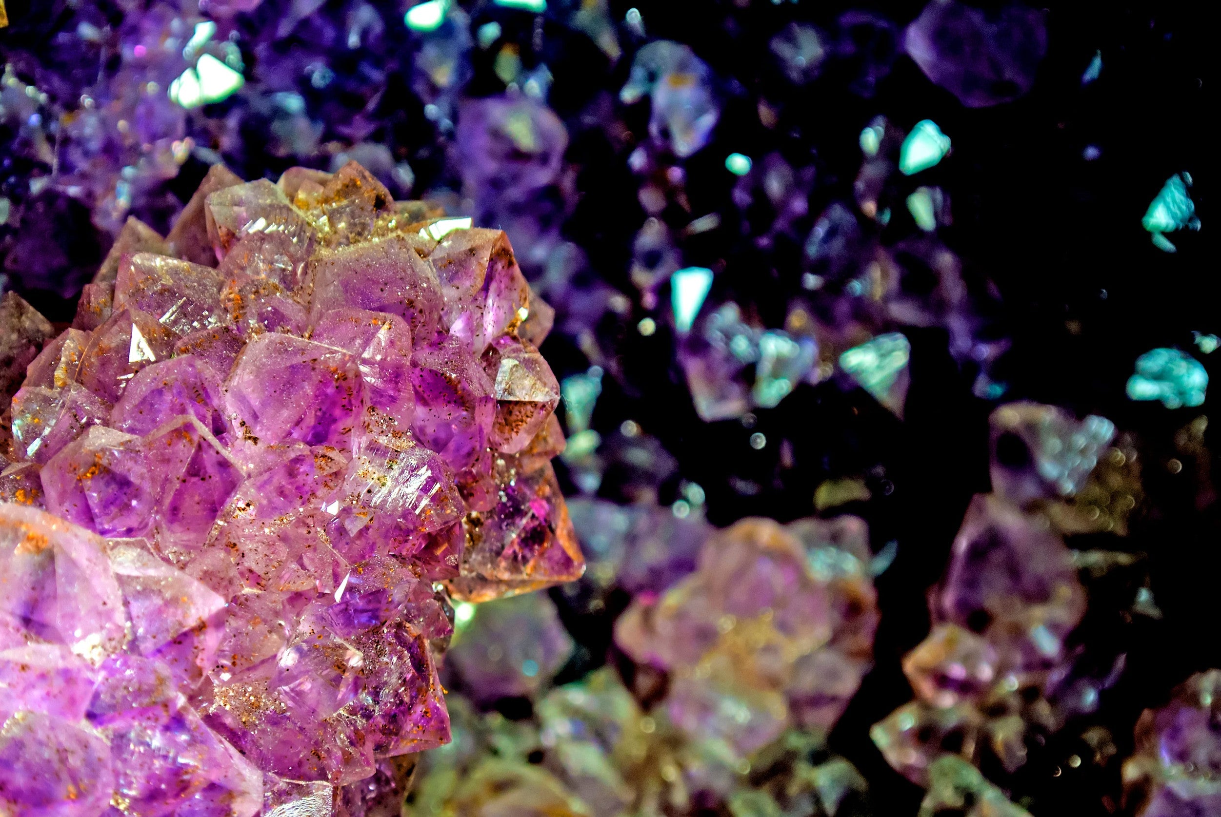 Coloured Gemstones: A World Beyond Diamonds